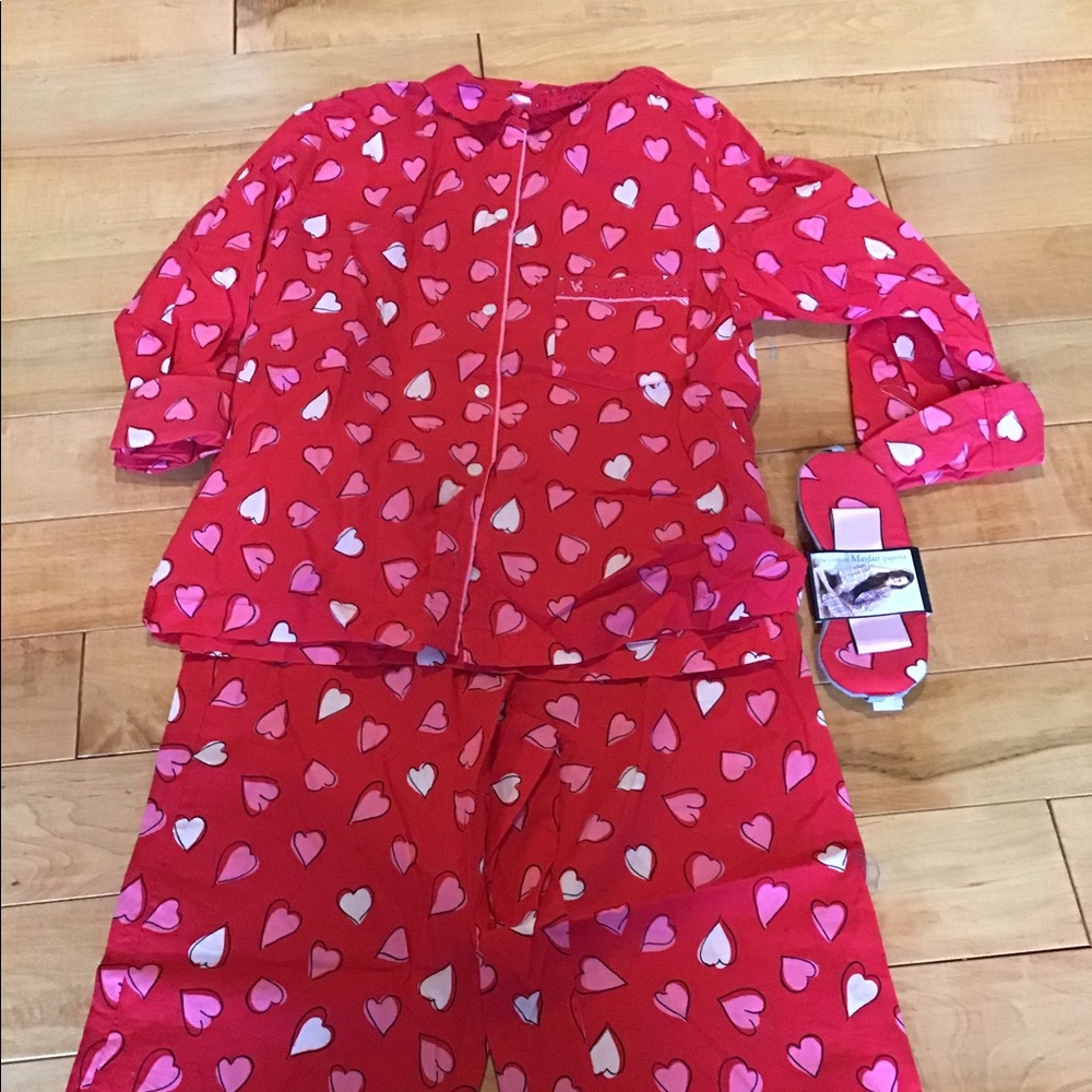 Victoria’s Secret Pajama set perfect for Valentine